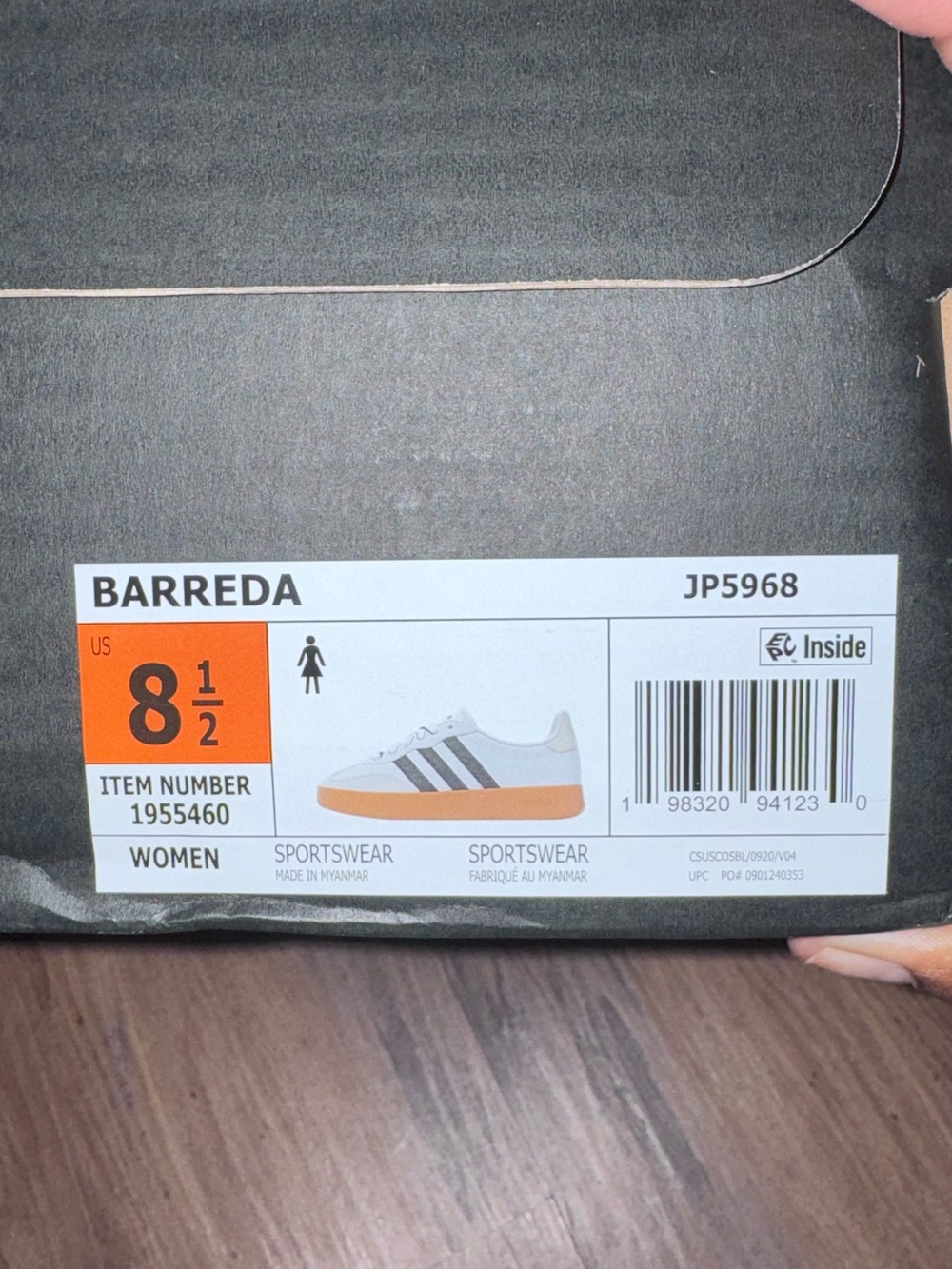 adidas White & Black Low-Top Barreda Sneakers - Picture 8 of 8